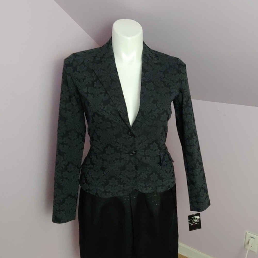 Access Liz Claiborne blazer